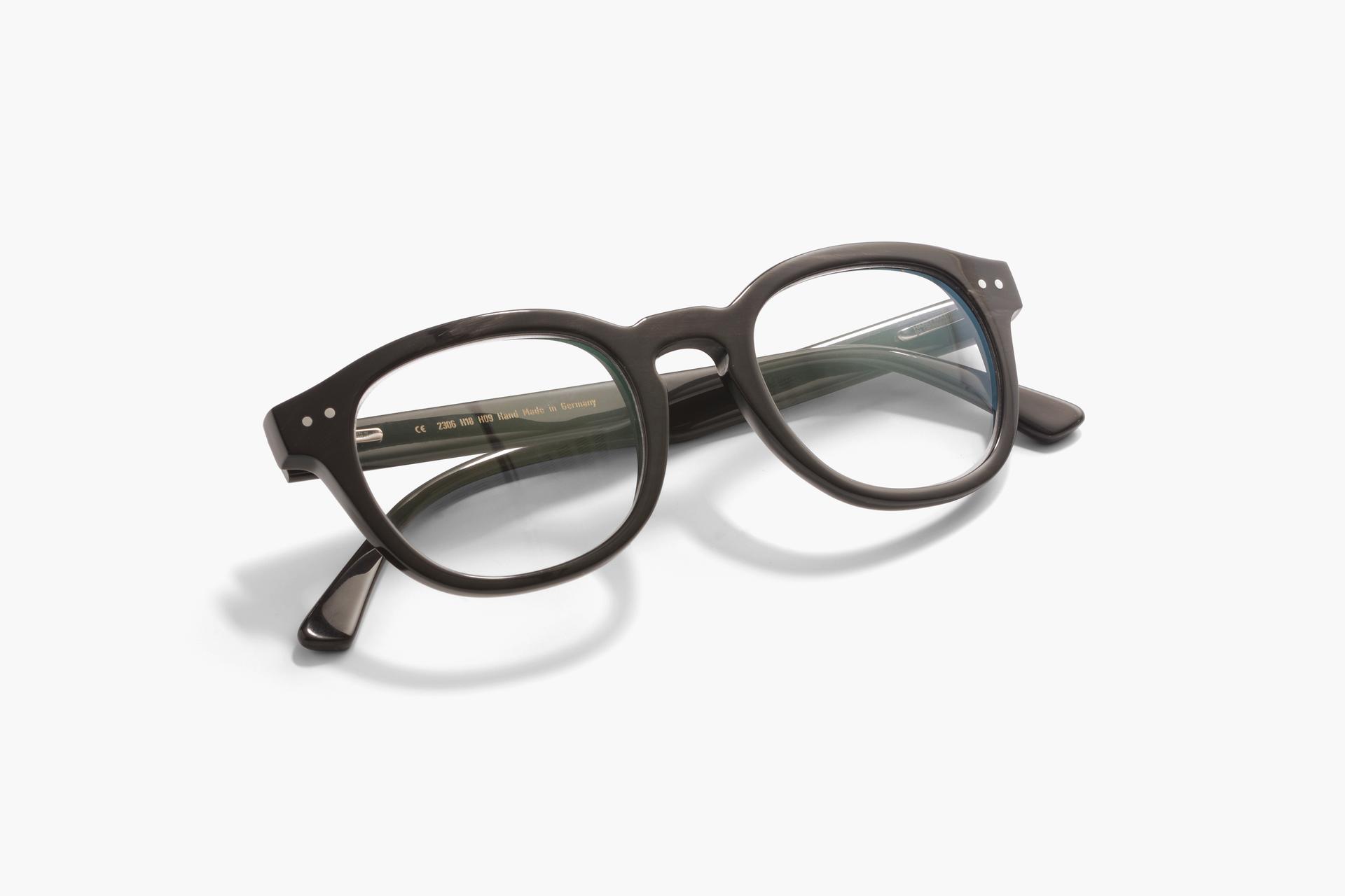 2306 by HOFFMANN NATURAL EYEWEAR Try on glasses online & find optician HOFFMANN NATURAL EYEWEAR X FAVR